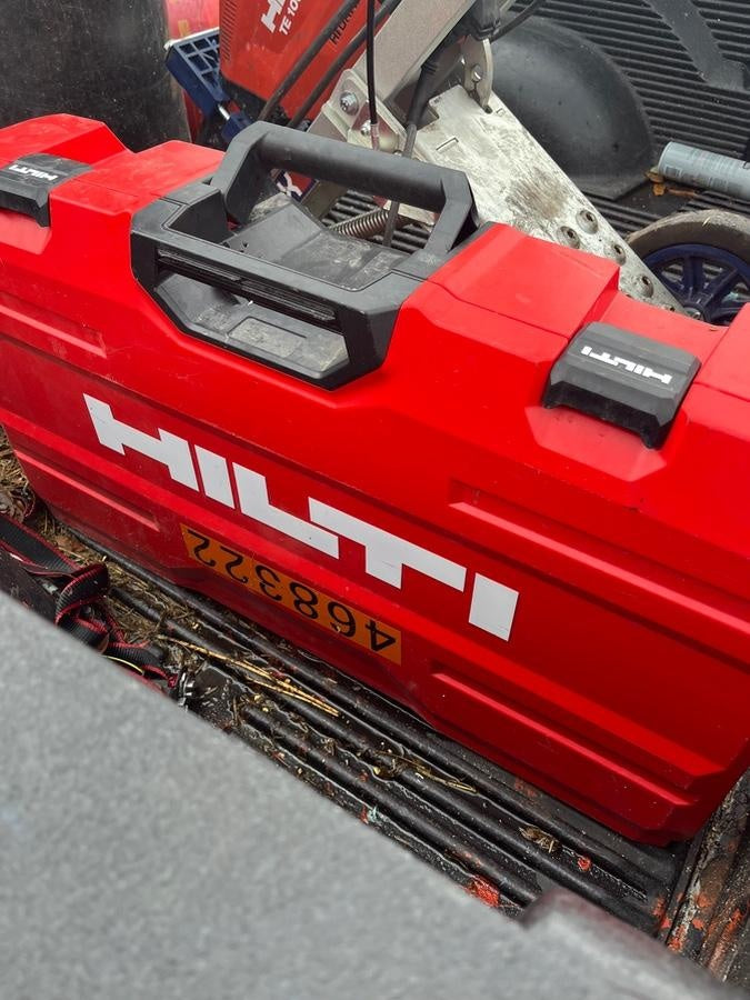 2024 HILTI TE 1000-AVR