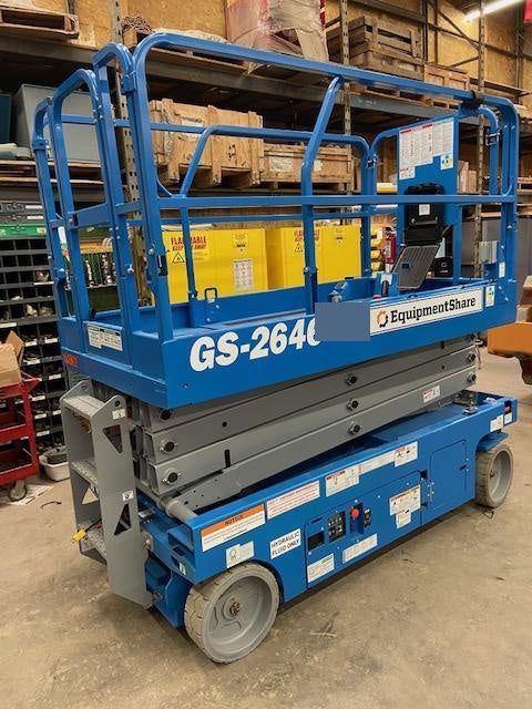 2019 Genie GS-2646 folding rails with full height swing gate