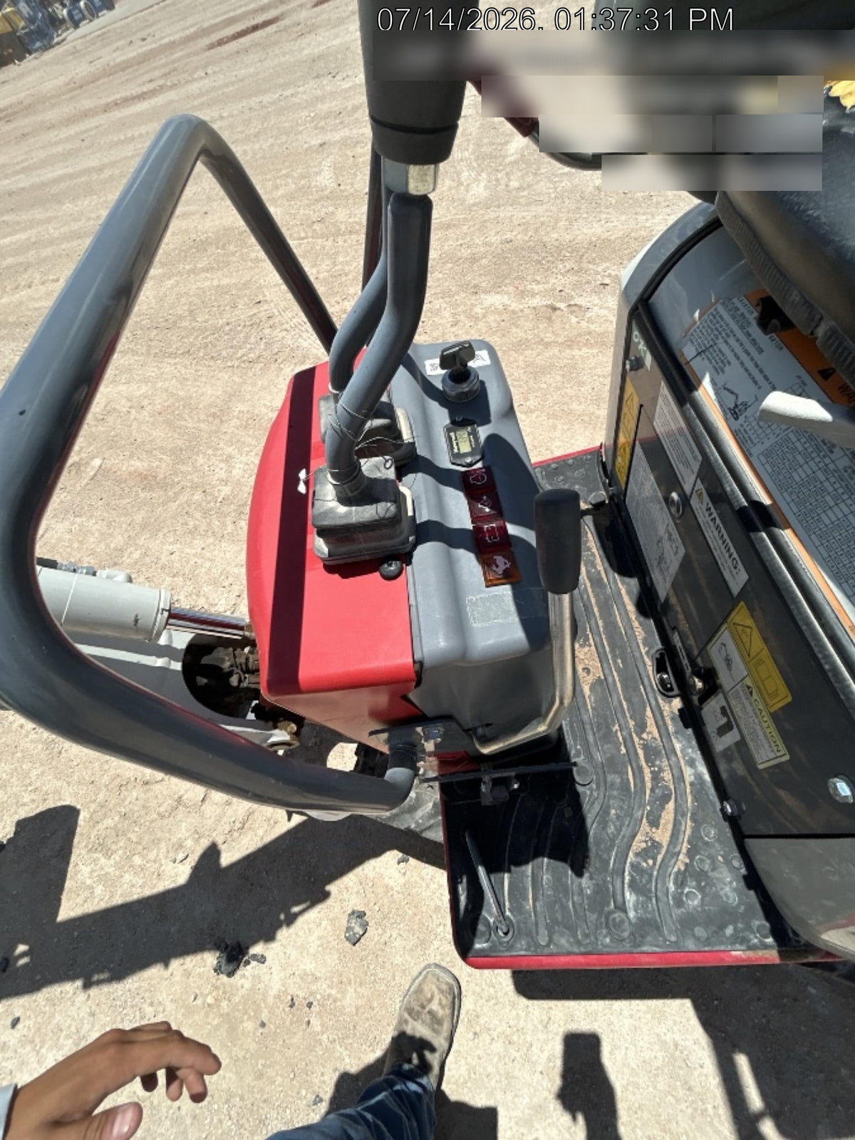 2022 TAKEUCHI TB210R