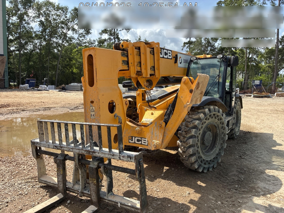 2022 JCB 510-56
