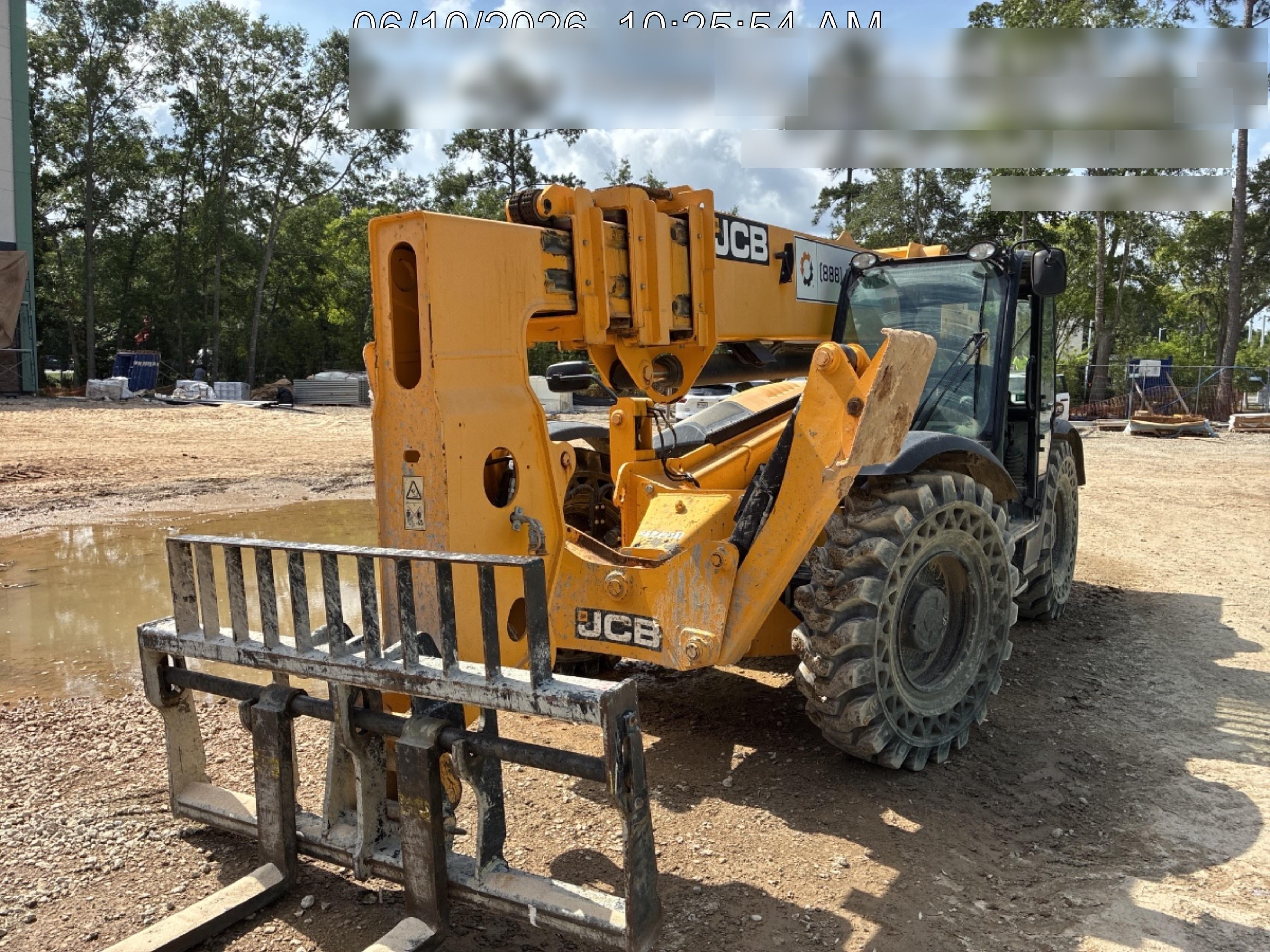 2022 JCB 510-56