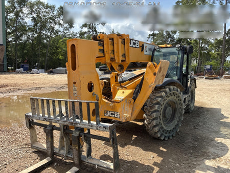 2022 JCB 510-56