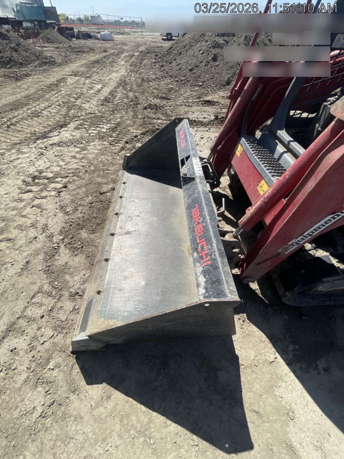 2025 TAKEUCHI 76" Smooth Bucket - Takeuchi