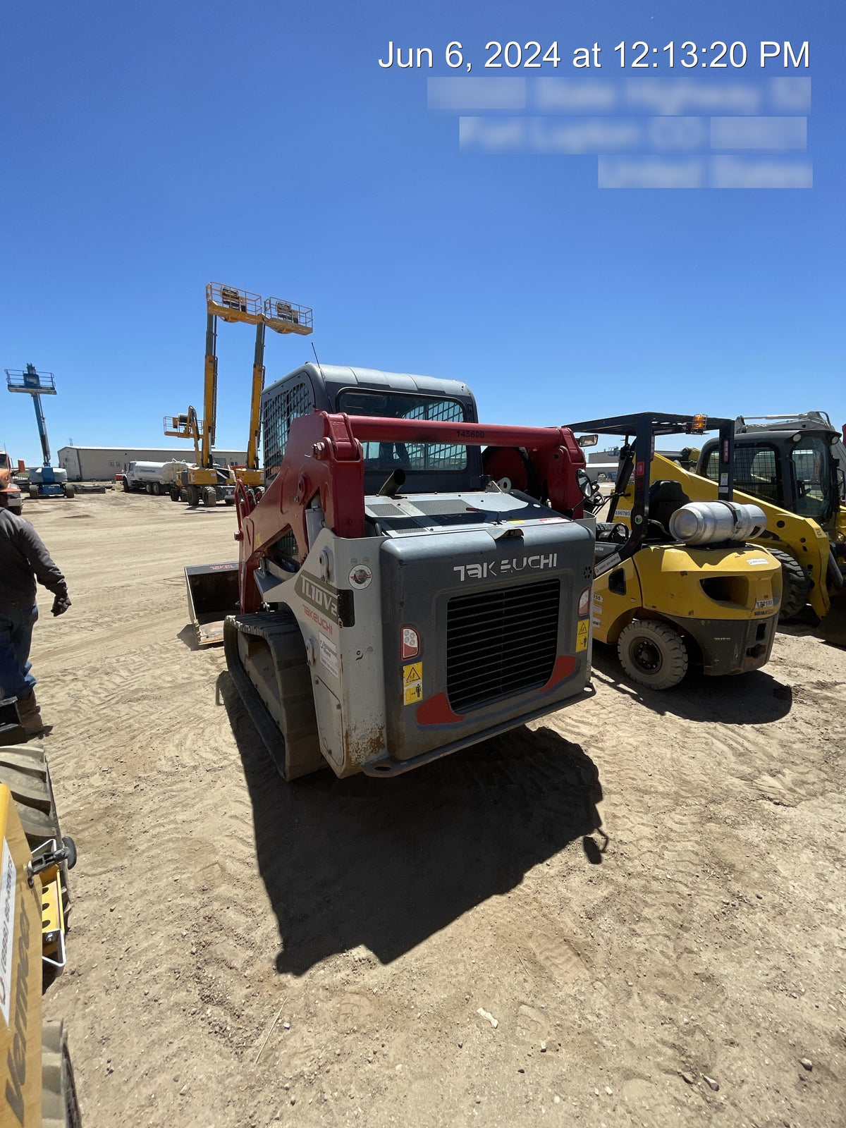 2021 TAKEUCHI TL10V2-CR