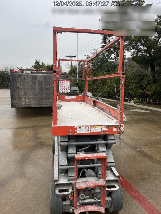 2018 Skyjack SJIII-3226 Skyjack SJIII3226 Scissor Lift w/Trojan Batteries
