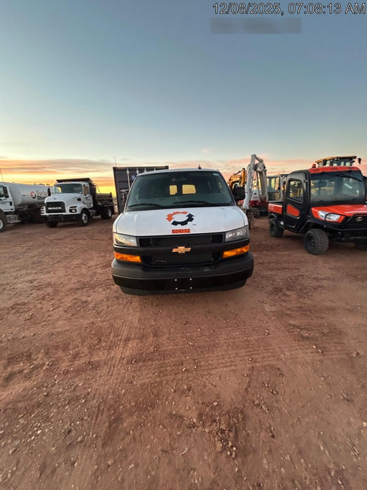2025 CHEVROLET Express Van - Rental