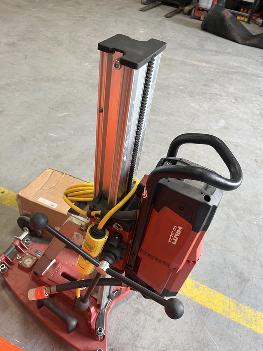 2023 HILTI DD250E