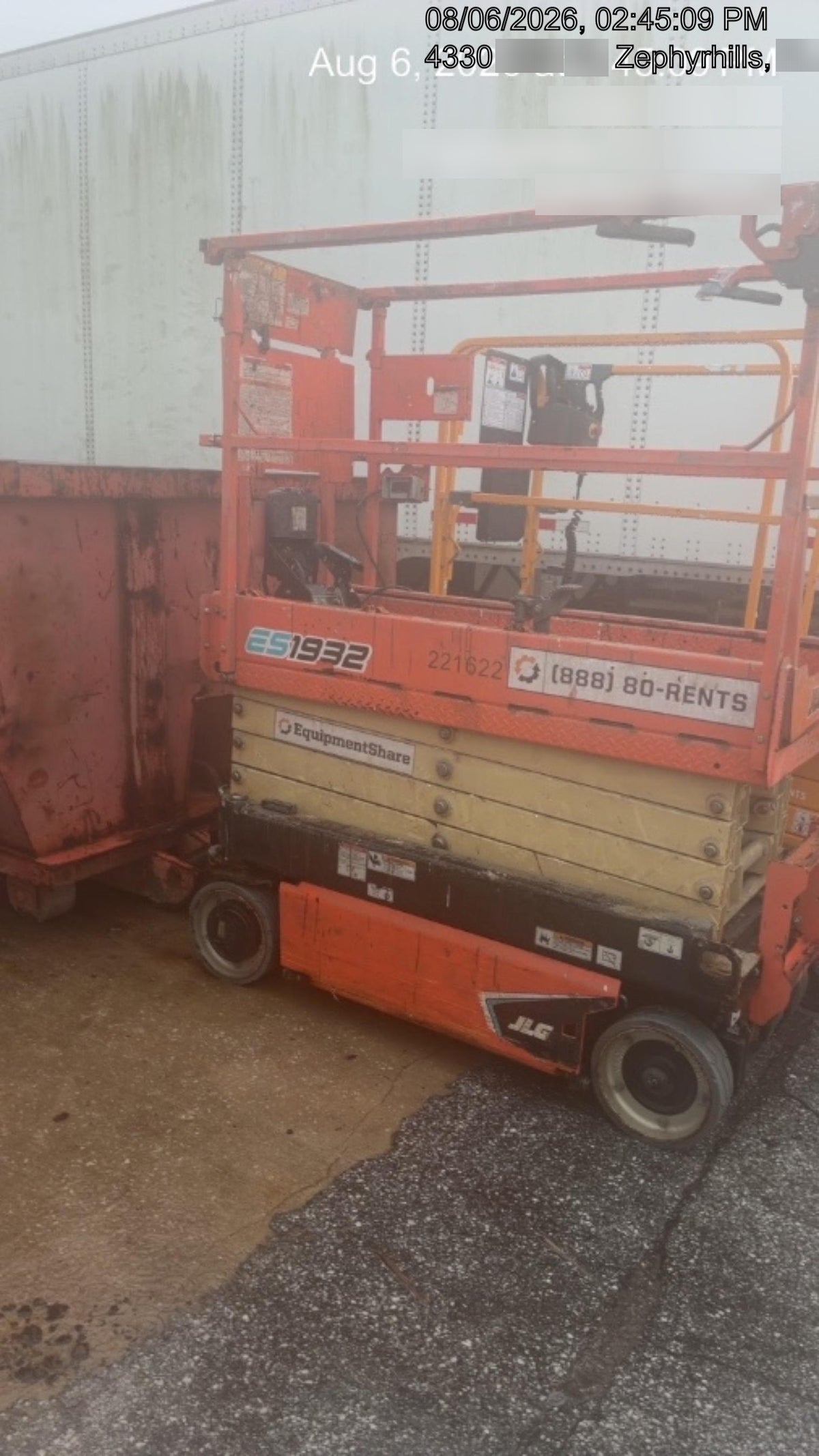 2022 JLG ES1932