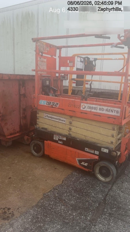 2022 JLG ES1932