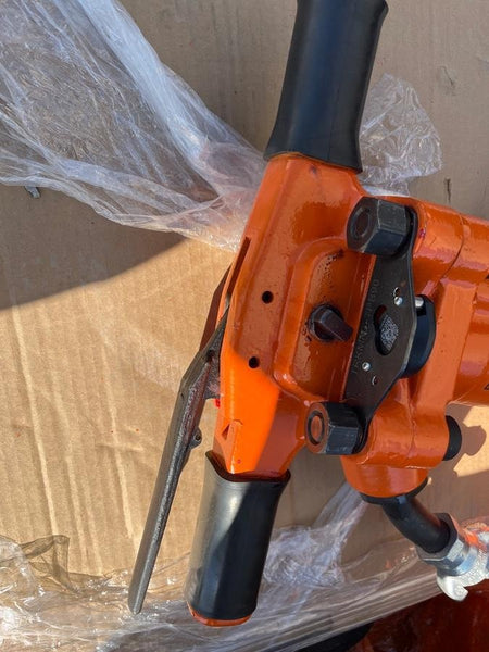 2023 MICHIGAN PNEUMATIC ES-TPB90-118-TRACKER