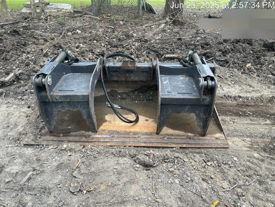 2020 PALADIN 76" Scrap Grapple Bucket - Paladin