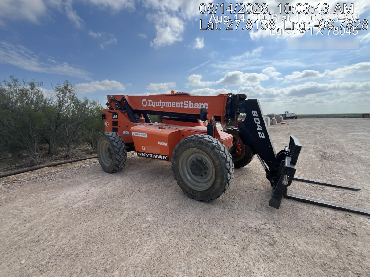 2023 SKYTRAK 8042