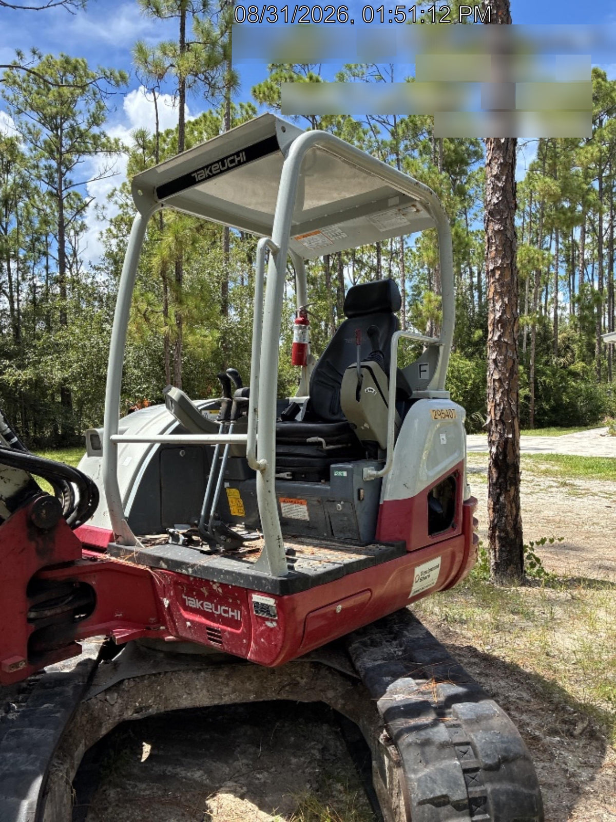 2023 TAKEUCHI TB250-2R