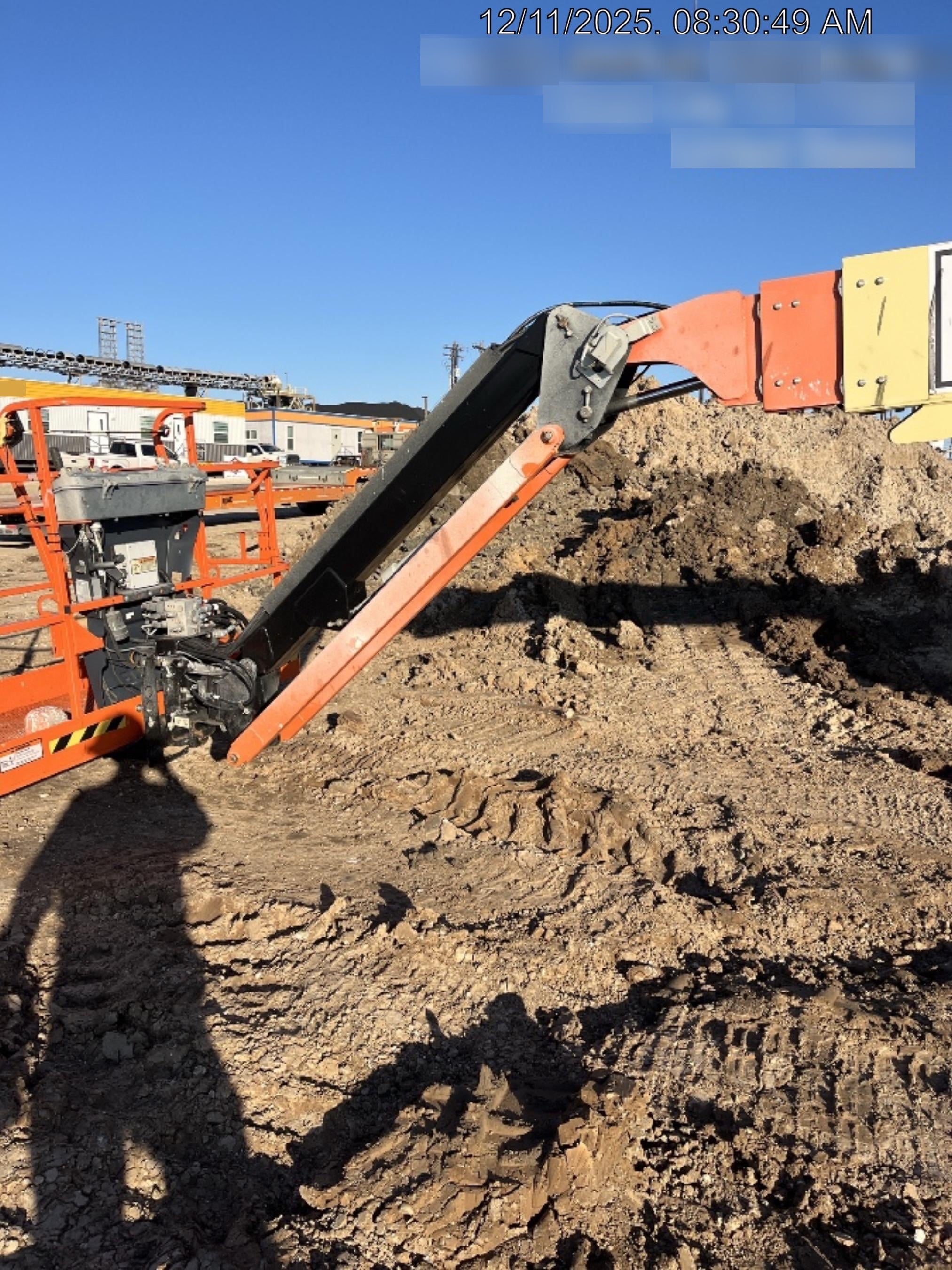 2021 JLG 660SJ Quad Track