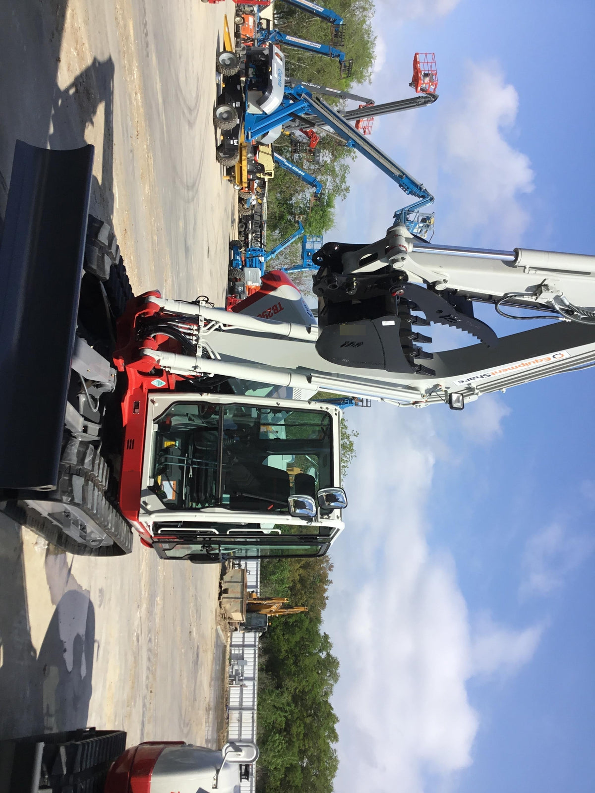 2019 Takeuchi TB290 Takeuchi TB290 Cab/Heat/AC w/Rubber Tracks, Auxiliary Hydraulics, Dozer Blade, Manual QC, 18/24/36" Buckets, Hydraulic Thumb Installed