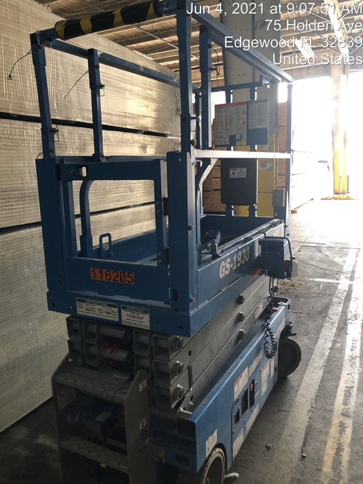 2020 Genie GS-1930 Solid Non Marking Tires, Beacon, Folding rails with half height swing gate