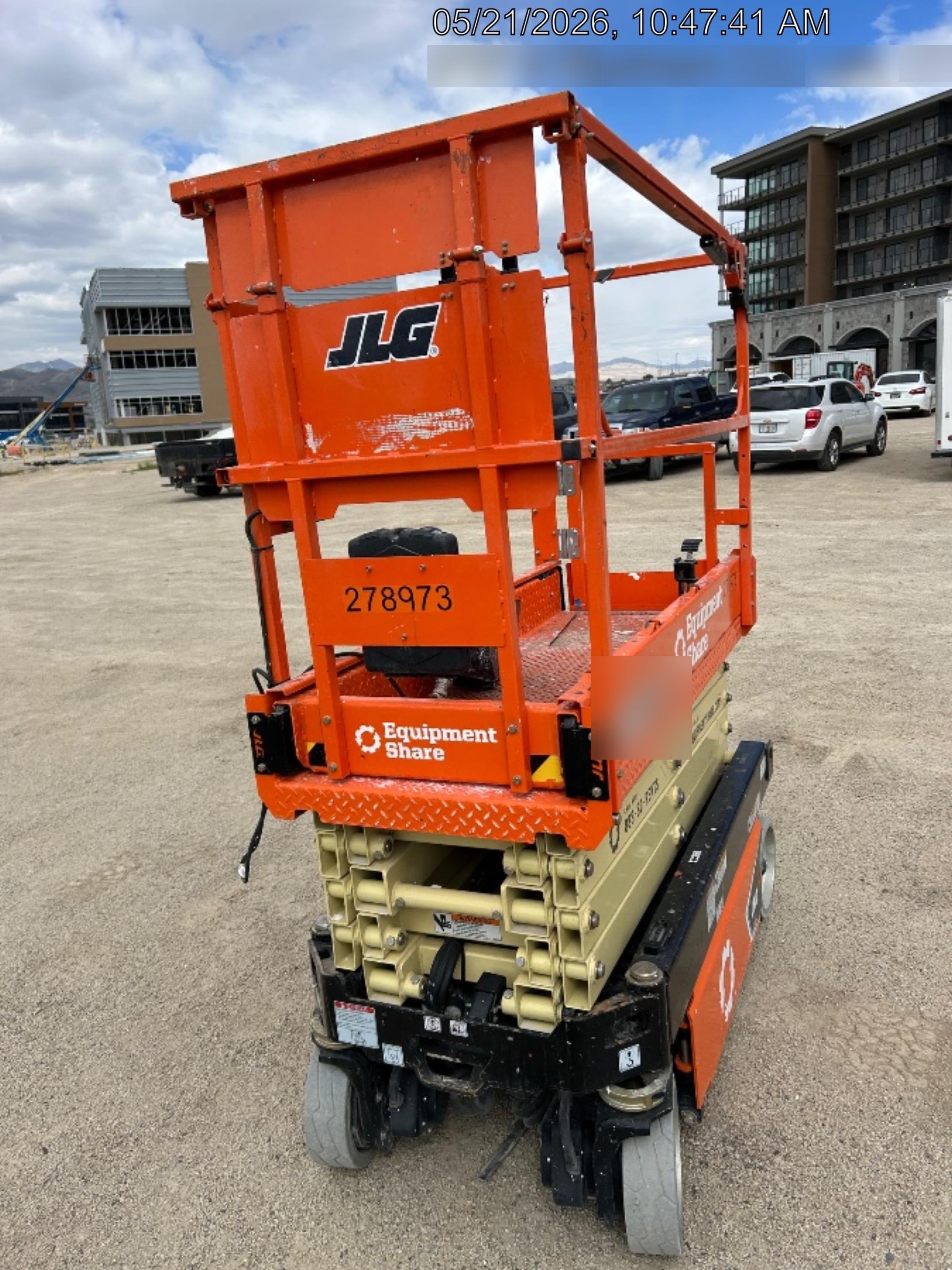 2022 JLG ES1932