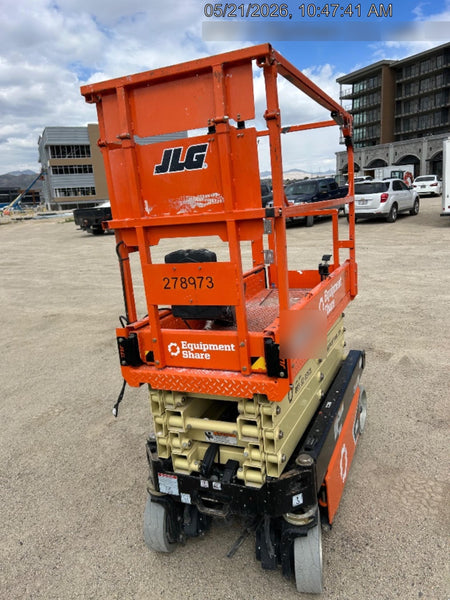 2022 JLG ES1932