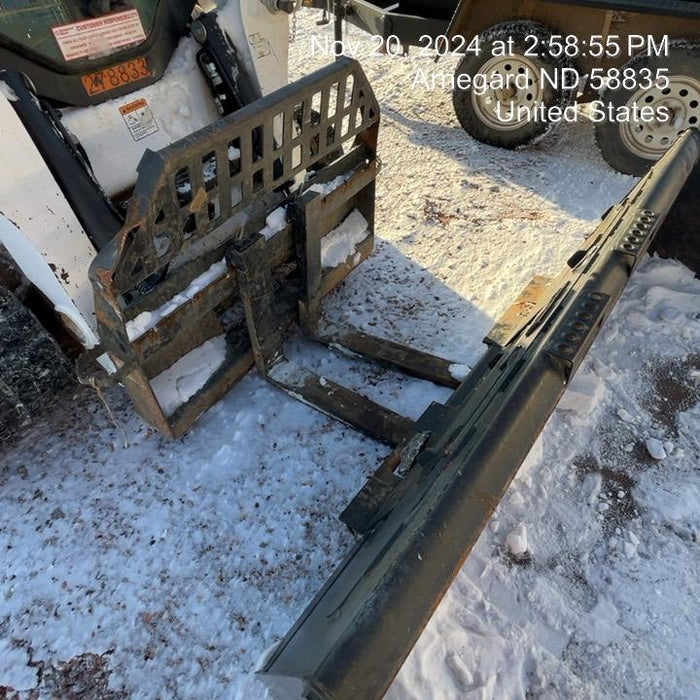 2023 SOLESBEE 48" Pallet Forks - Solesbee