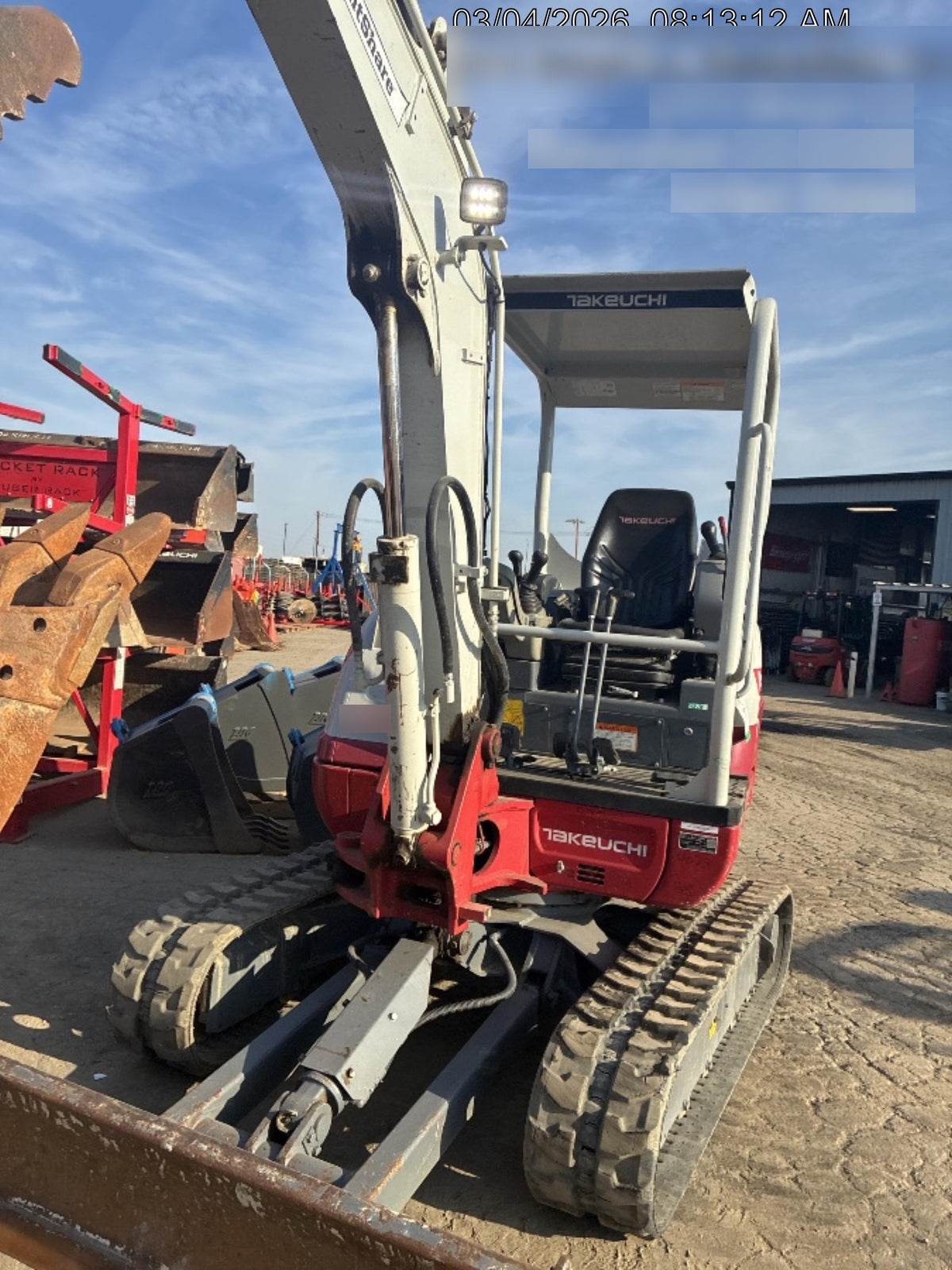 2022 TAKEUCHI TB235-2R