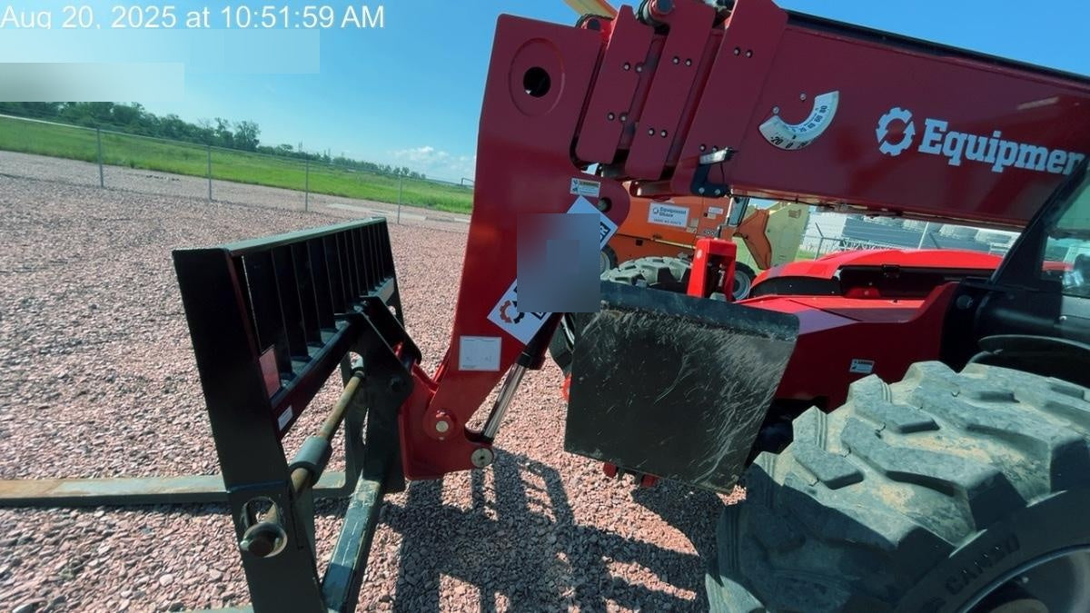 2025 MANITOU MTA1055