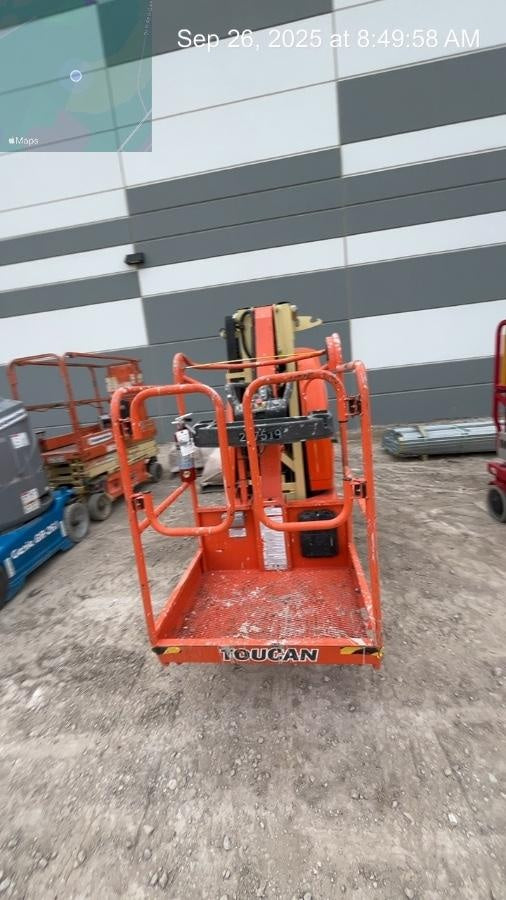 2022 JLG 26E