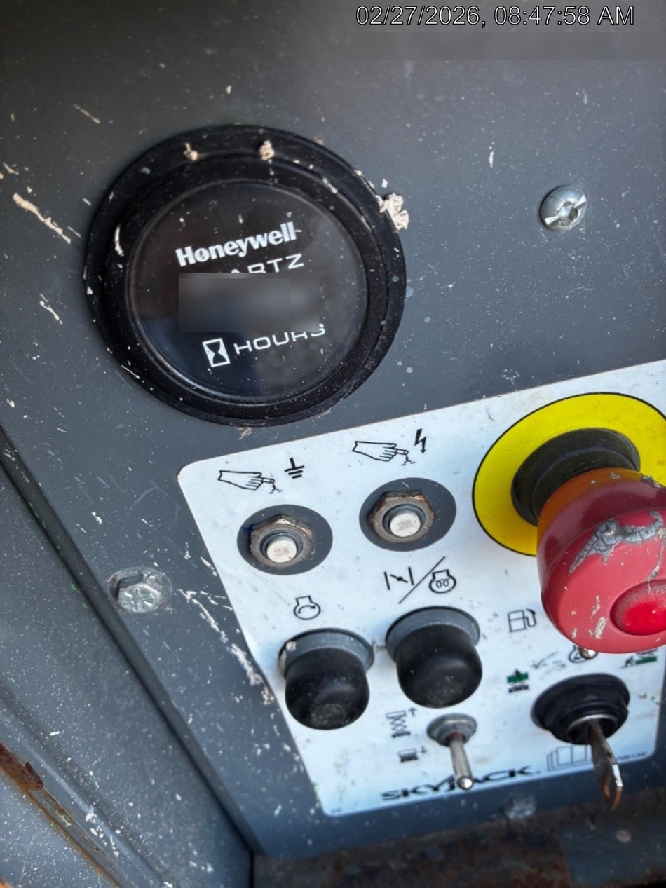 2016 SKYJACK SJ6832 RT