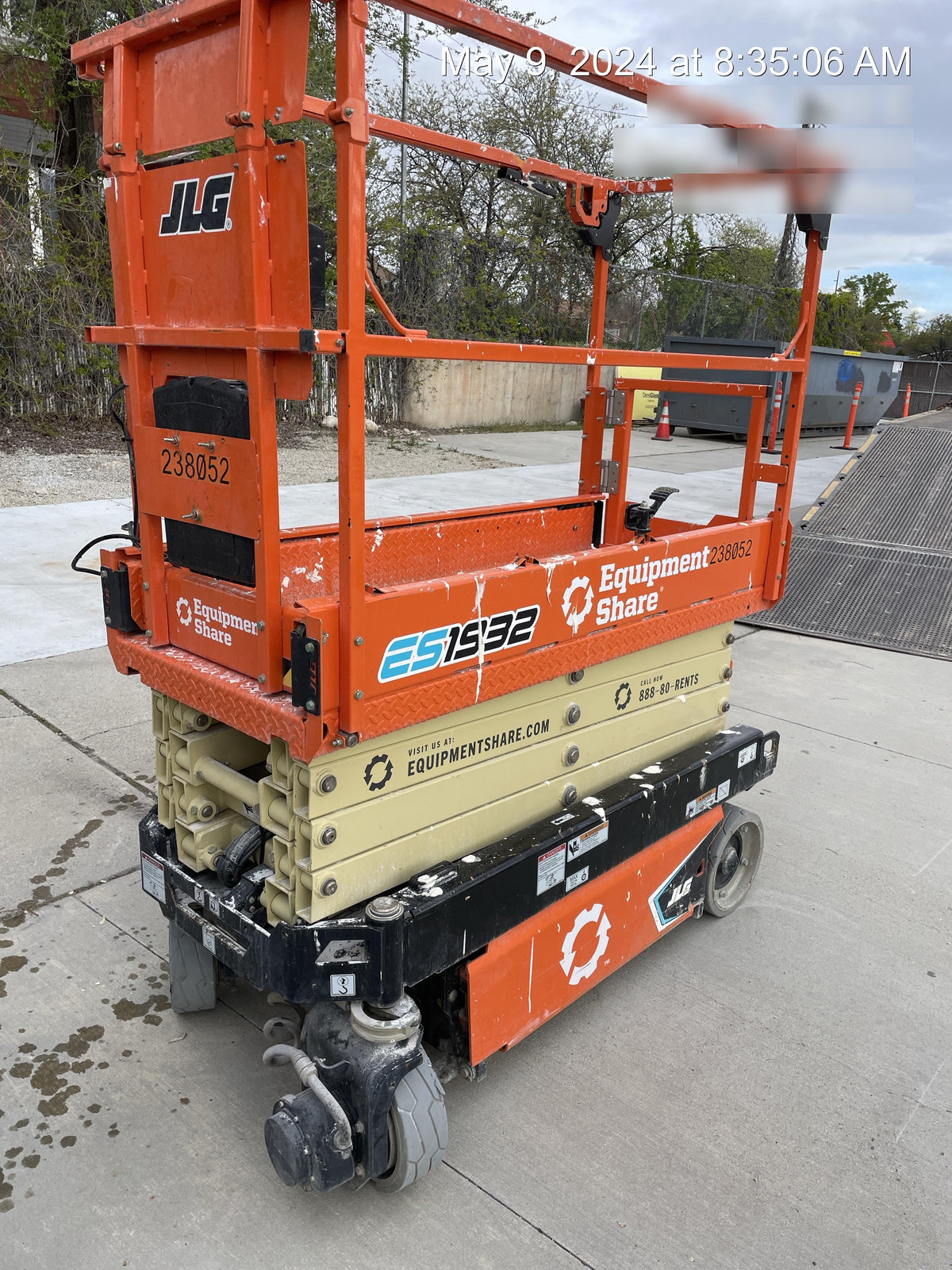 2022 JLG ES1932