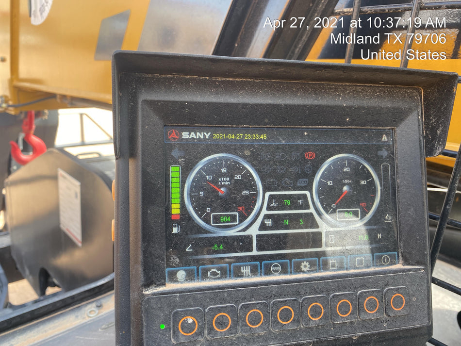 2021 SANY STH1056