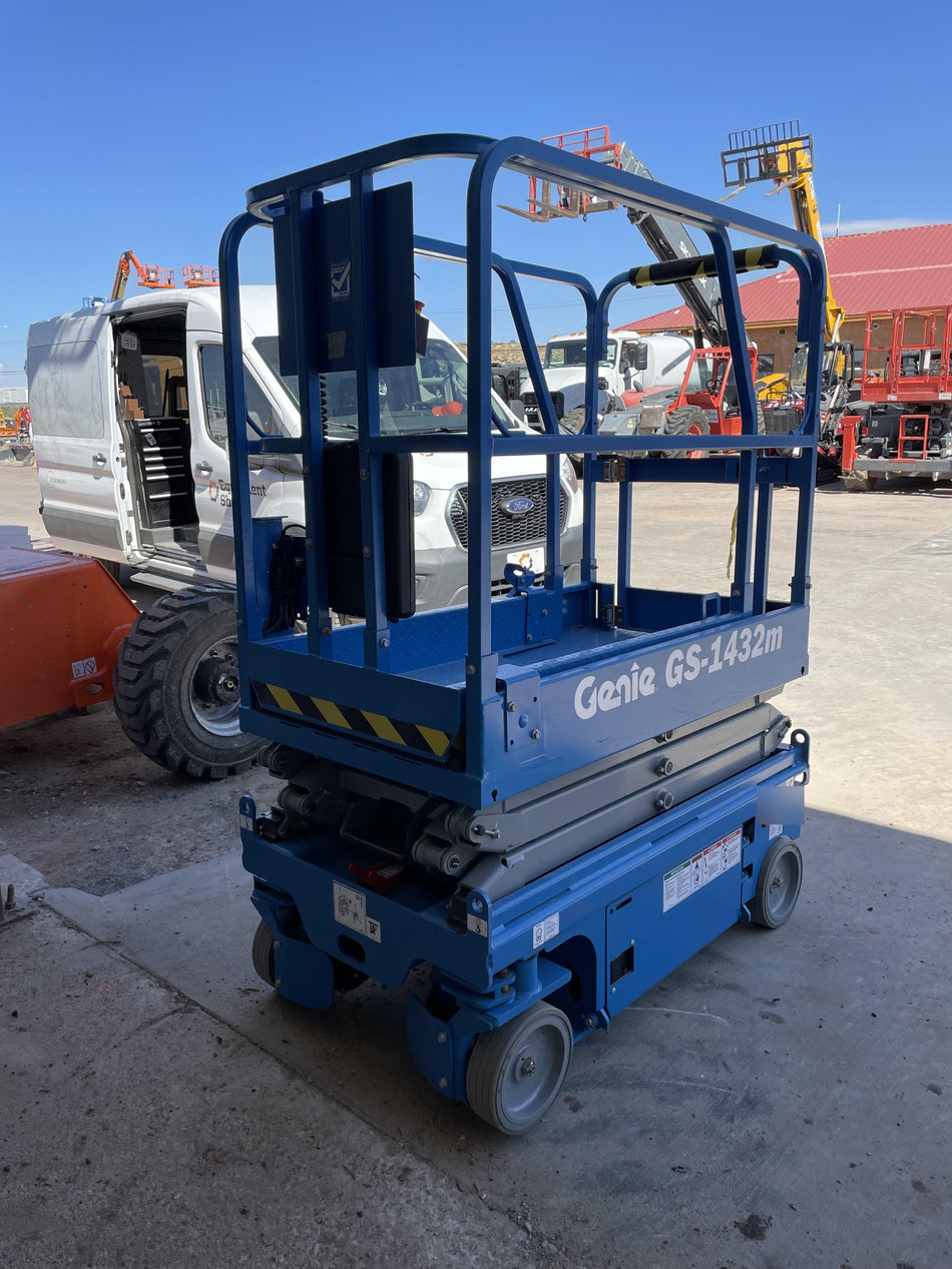 2023 GENIE GS-1432