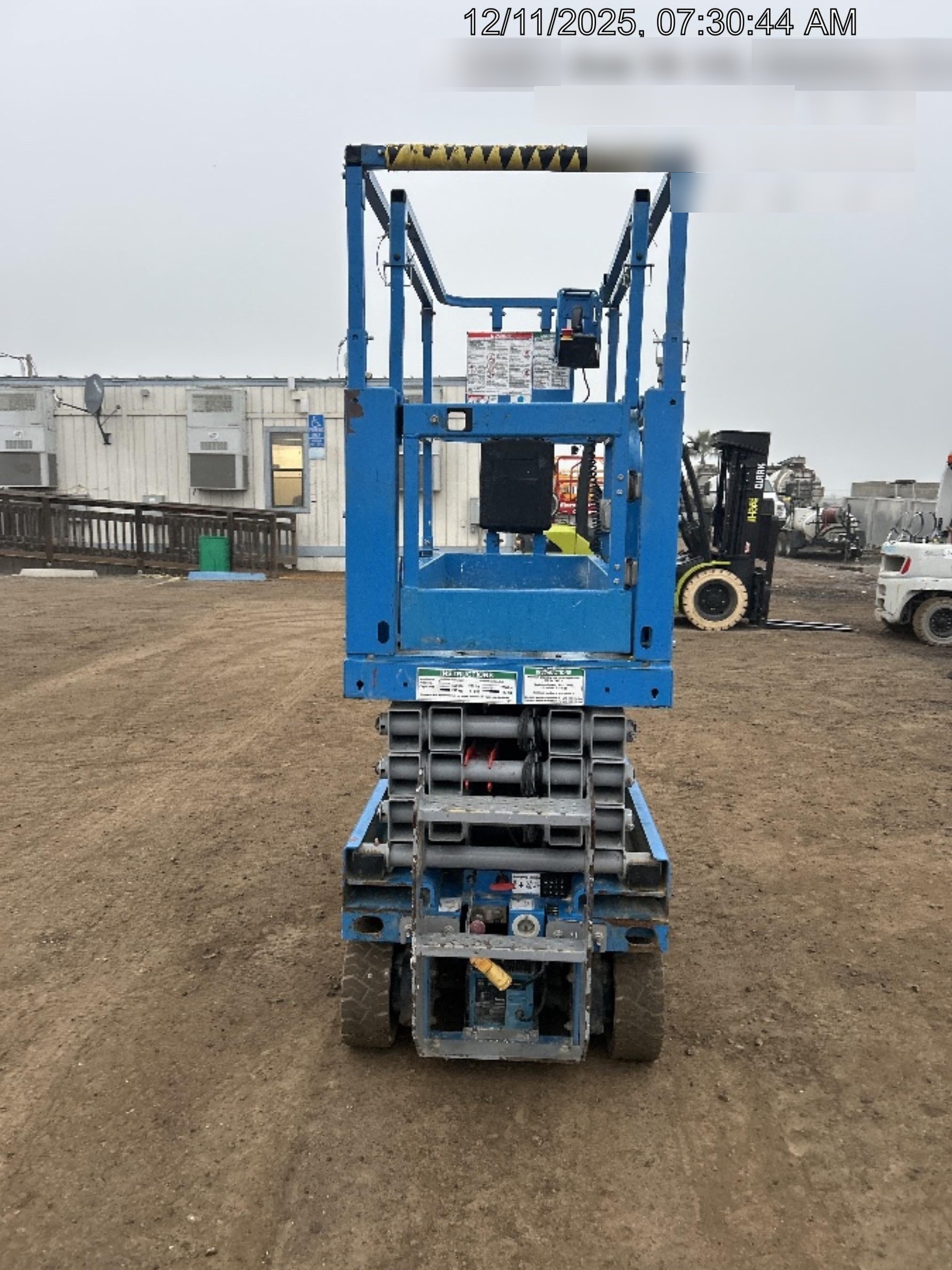 2020 Genie GS-1930 Solid Non Marking Tires, Beacon, Folding rails with half height swing gate, 800W Inverter