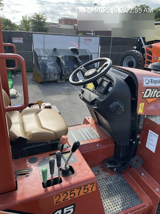 2022 DITCH WITCH RT45A