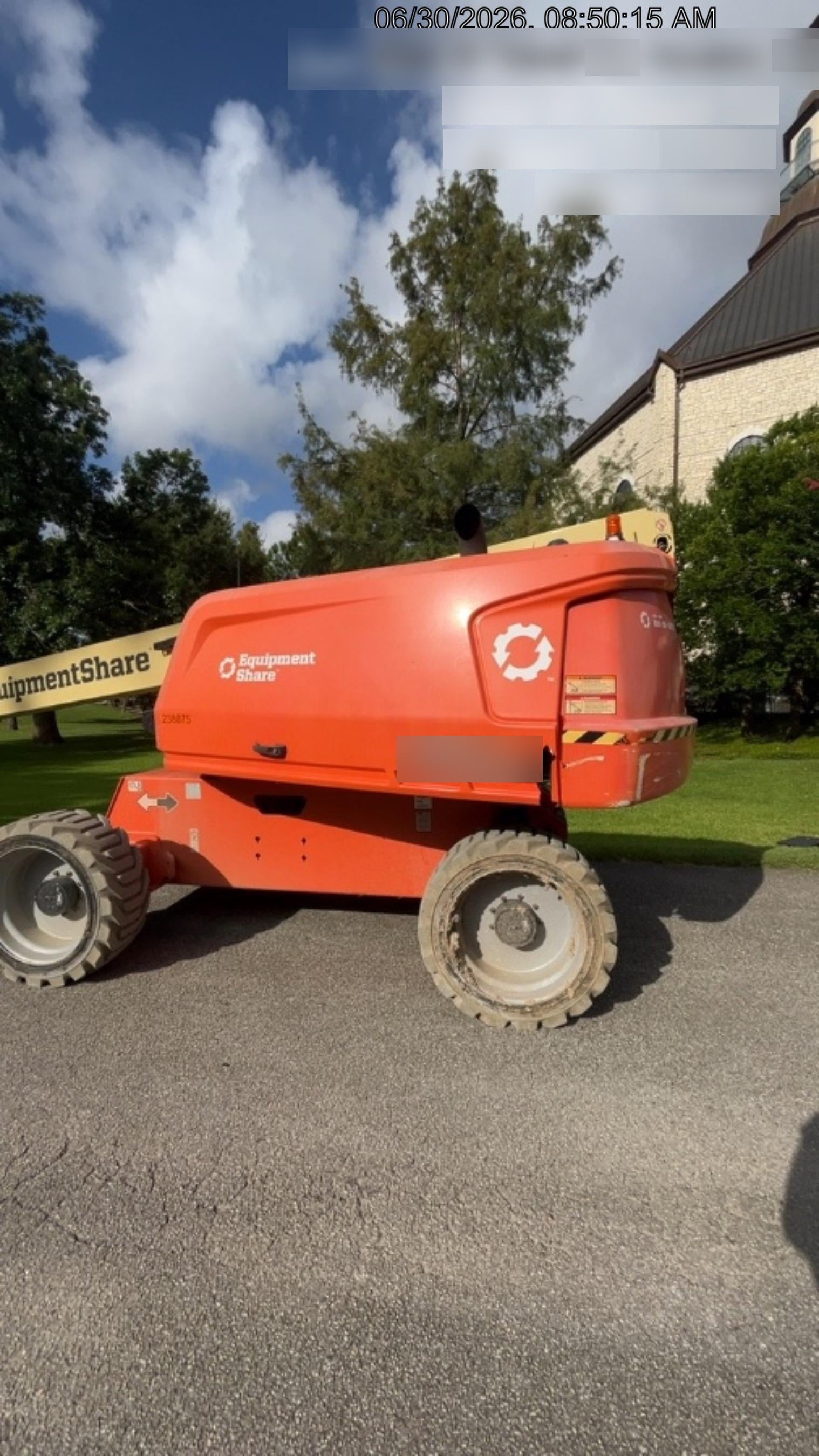 2022 JLG 660SJ