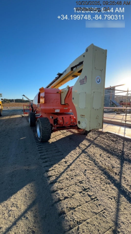 2019 JLG 800AJ