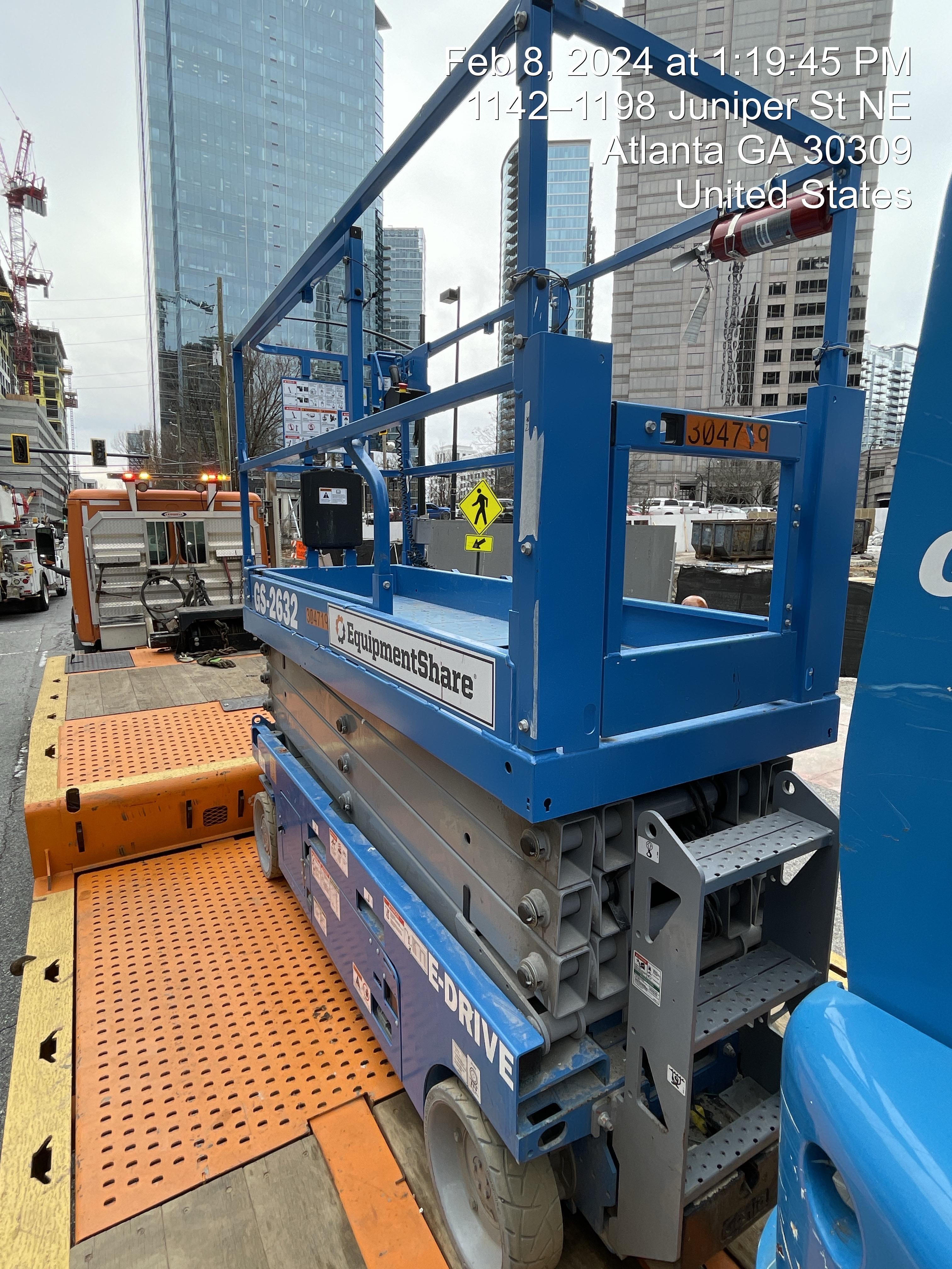 2023 GENIE GS-2632