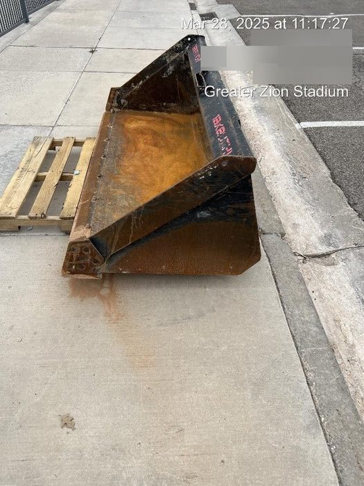 2021 TAKEUCHI 48" Pallet Forks - Takeuchi