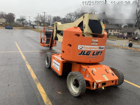 2019 JLG E400AJPN
