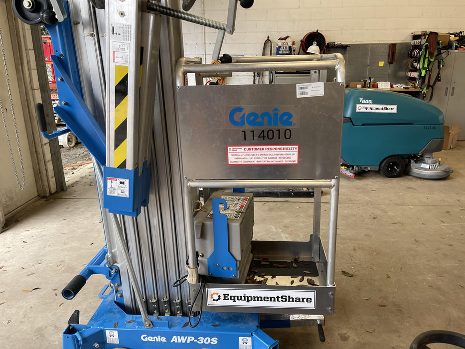 2020 GENIE AWP-30S