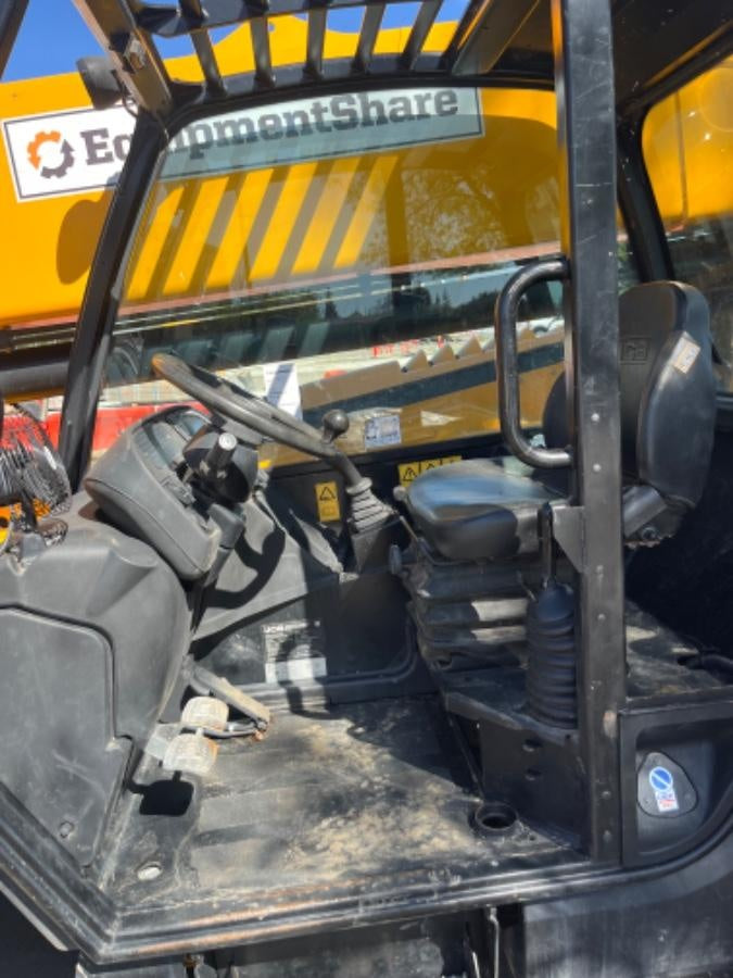 2023 JCB 512-56