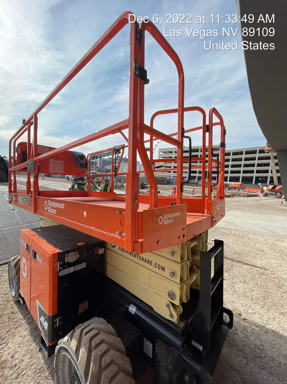 2022 JLG ERT4069