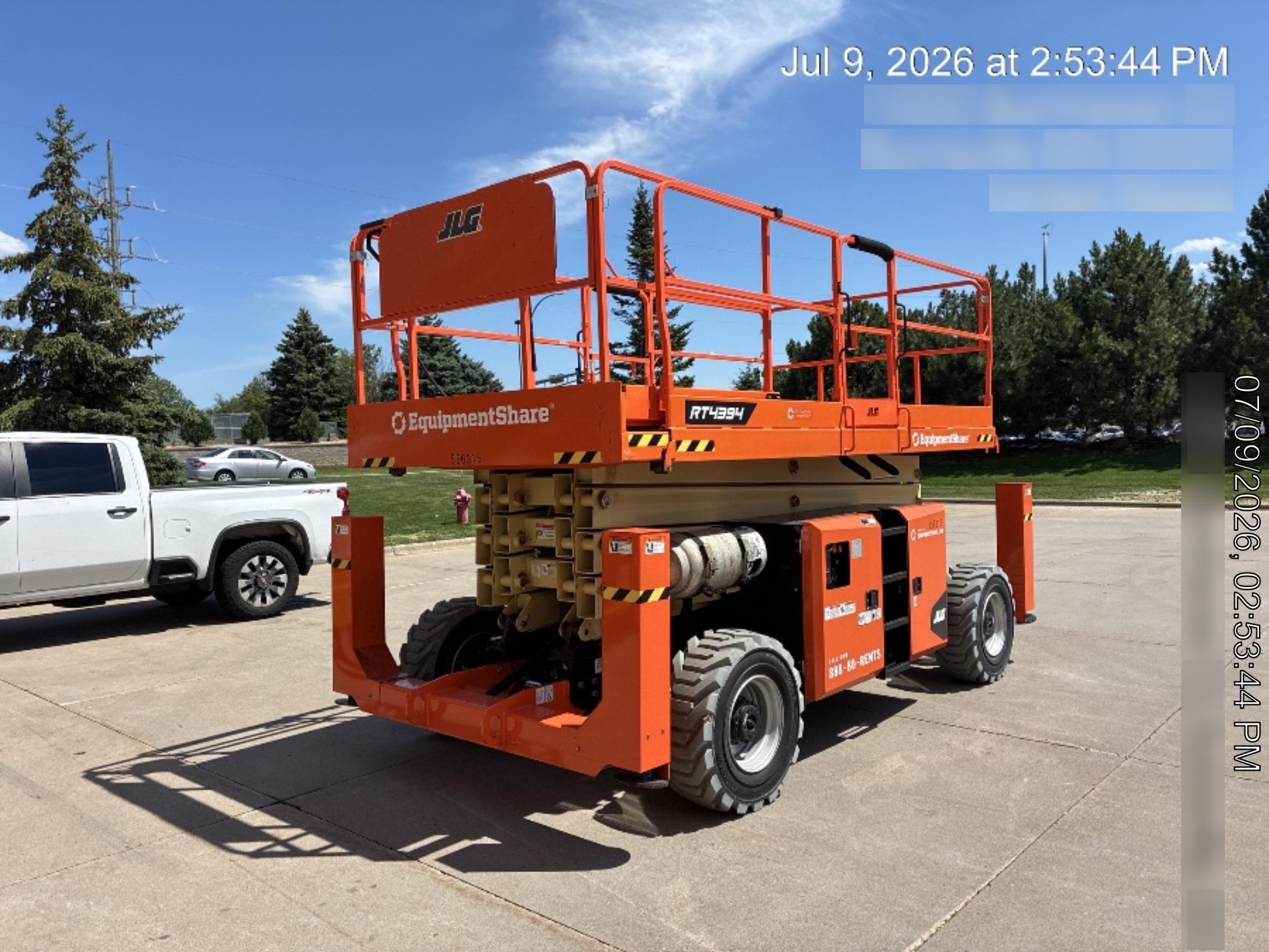 2025 JLG RT4394