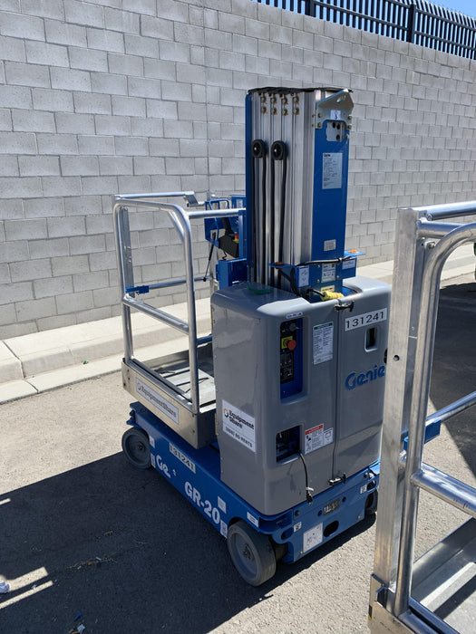 2021 GENIE GR-20