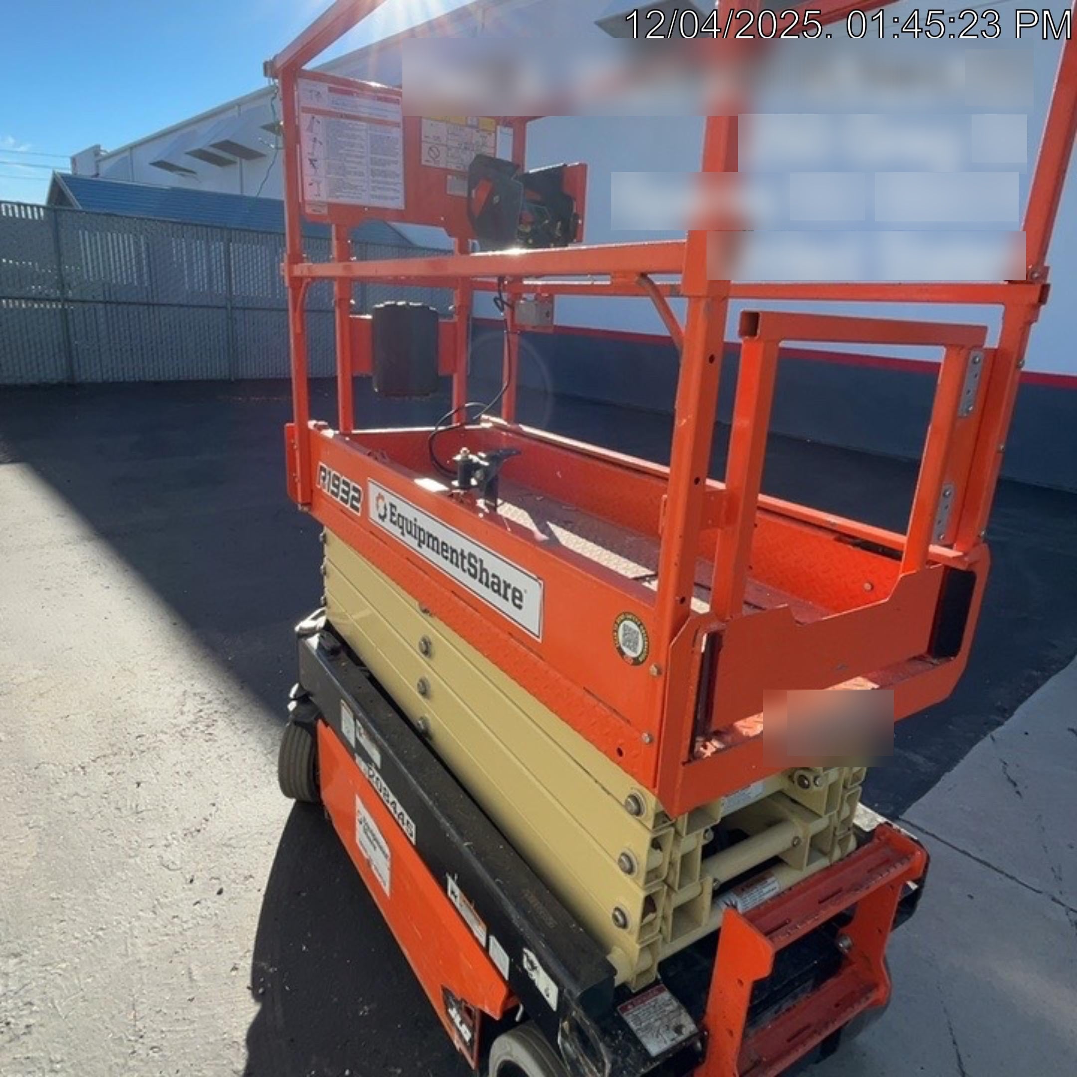 2022 JLG R1932
