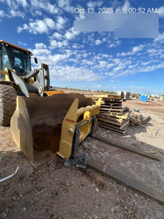 2020 JOHN DEERE 60" Wheel Loader Forks - John Deere