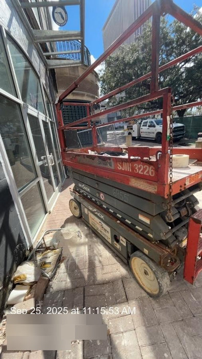 2018 Skyjack SJIII-3226 Skyjack SJIII3226 Scissor Lift w/Trojan Batteries