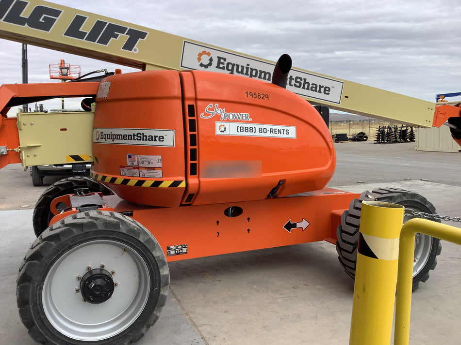 2021 JLG 600AJ