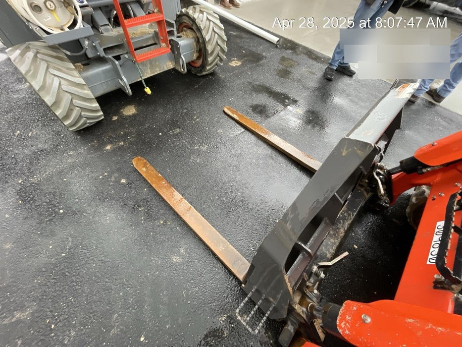 2022 PALADIN 48" Pallet Forks - Paladin