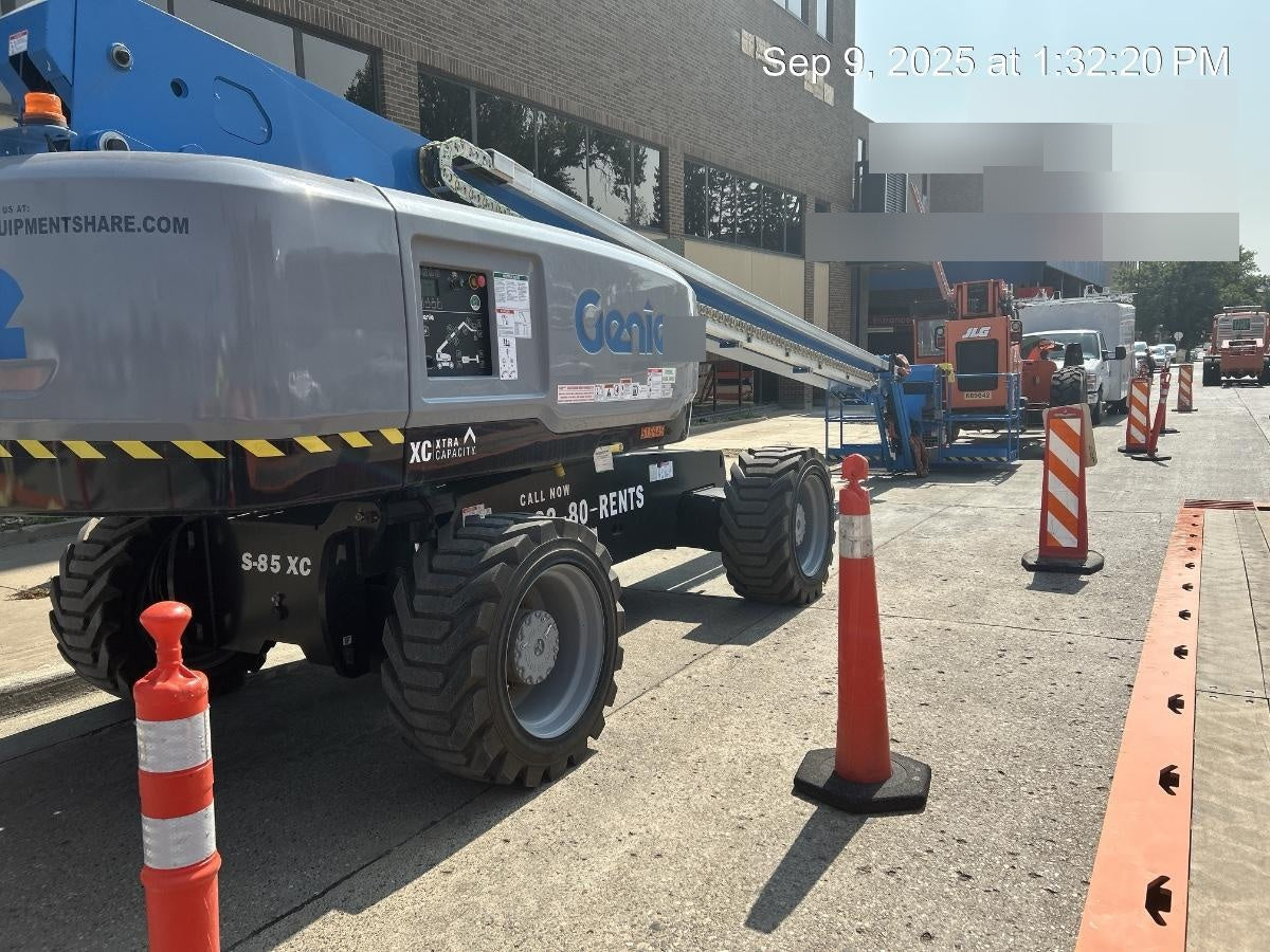2025 GENIE S-85 XC