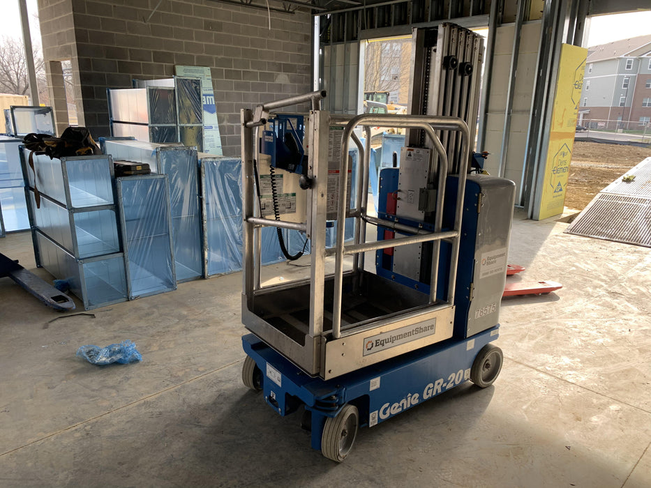 2020 GENIE GR-20