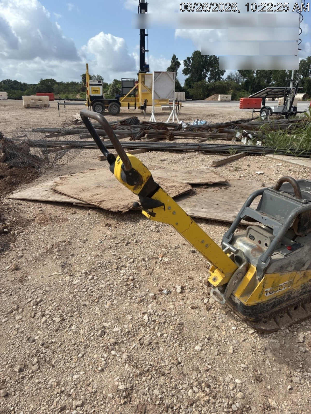 2020 Wacker Neuson DPU4545HEH Reversible Plate Compactor, Diesel